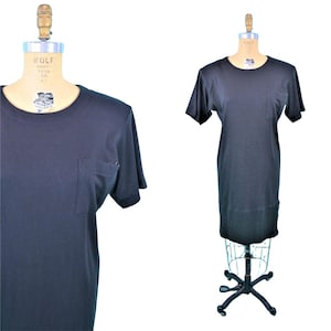 Vintage 1980s T-Shirt Dress Short Sleeve Chest Pocket Black Tee | W 36"