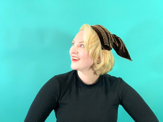 Vintage 1940s Headband | Brown Velvet Beaded Ponyt