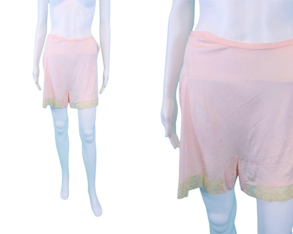 Vintage 1950s Tap Shorts Vanity Fair Pink Lace Slip Pettishorts