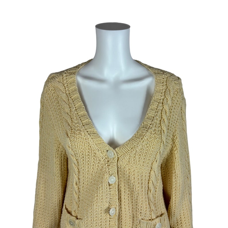 Cardigan en tricot vintage Grandes poches pour pull grand-mère en tricot torsadé pour femme image 2