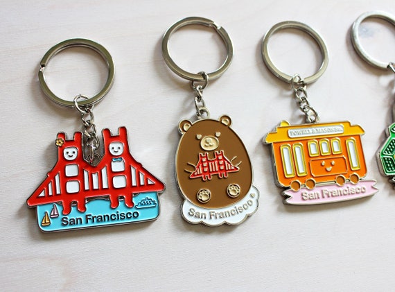 San Francisco Key Chain Collage of Images Heart Shape On Silver Colored Metal Back 59433 