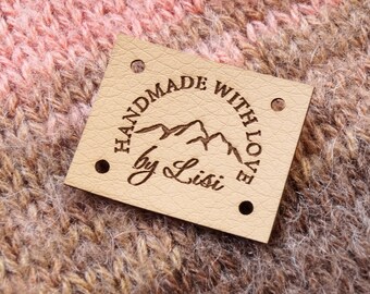 Etiquetas personalizadas em couro sintético para produtos artesanais - etiquetas para tricô - etiquetas para crochê - etiquetas para costura - etiquetas com logotipo gravado a laser - pacote com 25 unidades