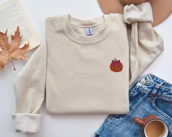 Sudadera con lazo rosa bordado y calabaza, sudadera tierna de Halloween, suéter con recolección de calabazas, suéter coqueto con calabaza, suéter de otoño