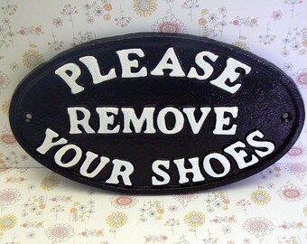 Please Remove Your Shoes Oval Cast Iron Sign Classic Black With White Letter Wall Entryway Mudroom Door Decor Plaque Request Take off Shoe
