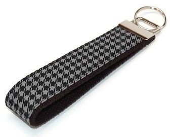 Houndstooth Keychain - Gray and Black Fabric Key Fob Wristlet