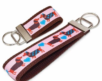 Dachshund Keychain - Doxie Dog Key Fob Wristlet