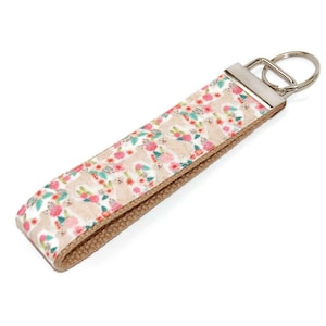 Golden Retriever Keychain - Dog and Floral Key Fob Wristlet