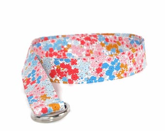 Reversible Beige Pink Blue Red Black Striped Floral Fabric  display picture 1