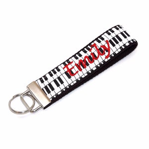 Embroidered Piano Keyboard Keychain - Monogrammed Key Fob Wristlet - Custom Piano Key Personalized Gift Letter or Monogram