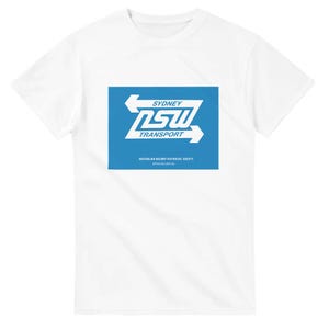 公共交通委員会のロゴ - レトロな鉄道デザイン c1973 - ユニセックス クルーネック T シャツ