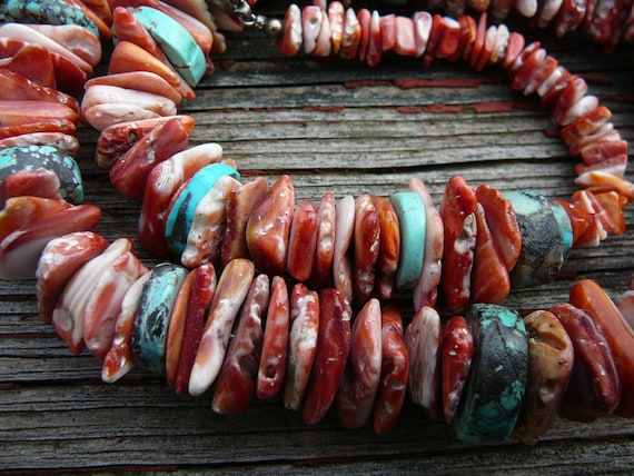 Red Spiny Oyster Shell and Turquoise Necklace - V… - image 1