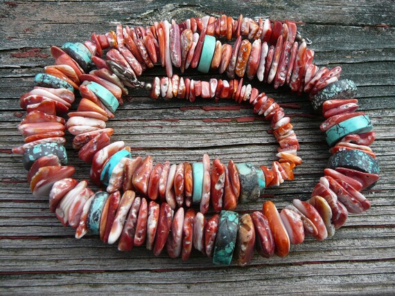 Red Spiny Oyster Shell and Turquoise Necklace - V… - image 2