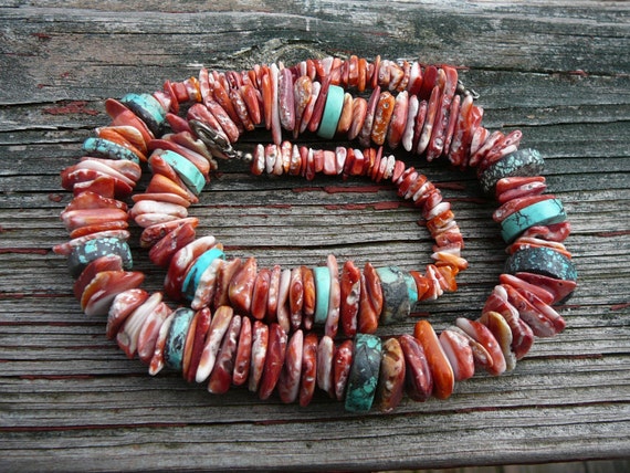 Red Spiny Oyster Shell and Turquoise Necklace - V… - image 4