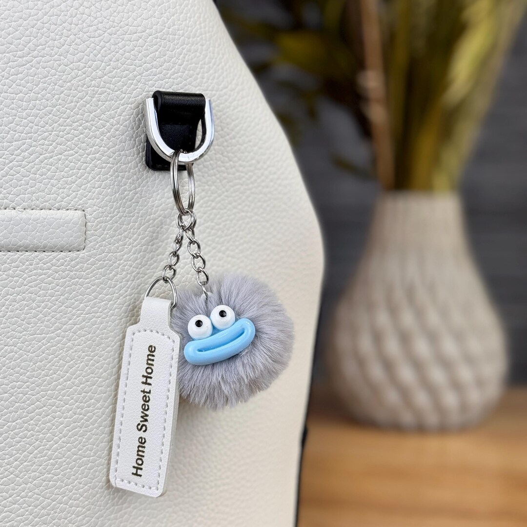 Gray Fluffy Face Keychain: Personalized Engraved Leather Keyring - Etsy