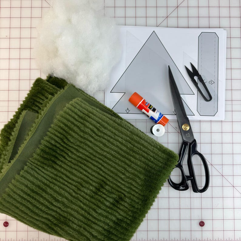 Digital Instruction and Sewing Pattern DIY Fabric Fluffy Christmas Tree Pillow Tutorial Instruction in English French Spanish image 4