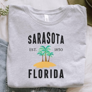 Sarasota Florida Established 1850 T-Shirt, Retro Sarasota Palm Trees Shirt, Florida Vacation Tee, Vintage Sarasota Souvenir T-Shirt