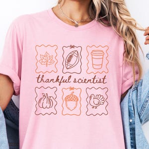 Thankful Scientist Fall T-Shirt, Autumn Thanksgiving Science Lover Tee, Cozy Pumpkin Football Coffee Shirt, STEM Gift for Her