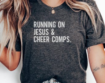 イエスの教えとチアコンプのTシャツ、クリスチャンチアリーディングTシャツ、インスピレーションを与えるチアシャツ、チアリーダーへのスポーツギフト