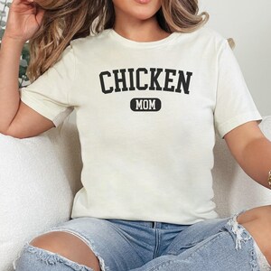 Chicken Mom Shirt, Funny Graphic Tee, Casual Women's Top, Cute Mom Gift, Mother's Day Present, Humorous T-Shirt, Relaxed Fit Clothing
