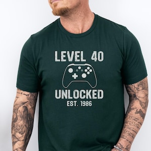 Level 40 Unlocked Shirt, 40th Birthday T-Shirt, Gamer Birthday Gift, Video Game Shirt, Funny 40th Birthday, Born in 1986 Shirt