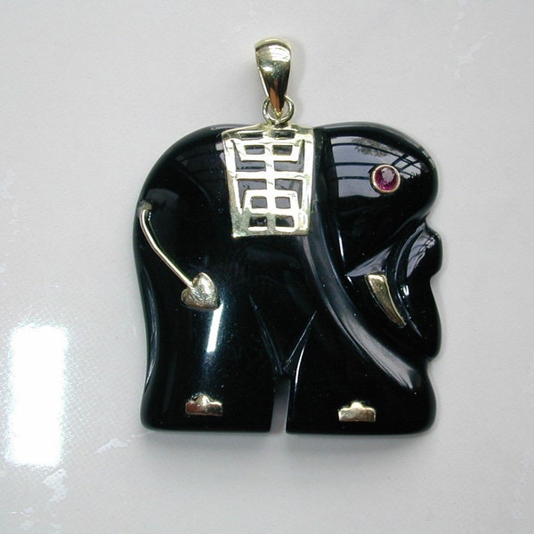 14k Solid Gold Fine Jewelry, Natural Black Onyx Elephant With A Ruby Eye Fine Gemstones Jewelry Pendant YJ3205