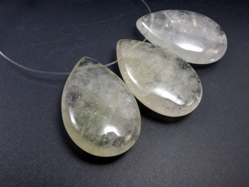 30mm Green Quartz Drop Shape 3 Pcs YG3164