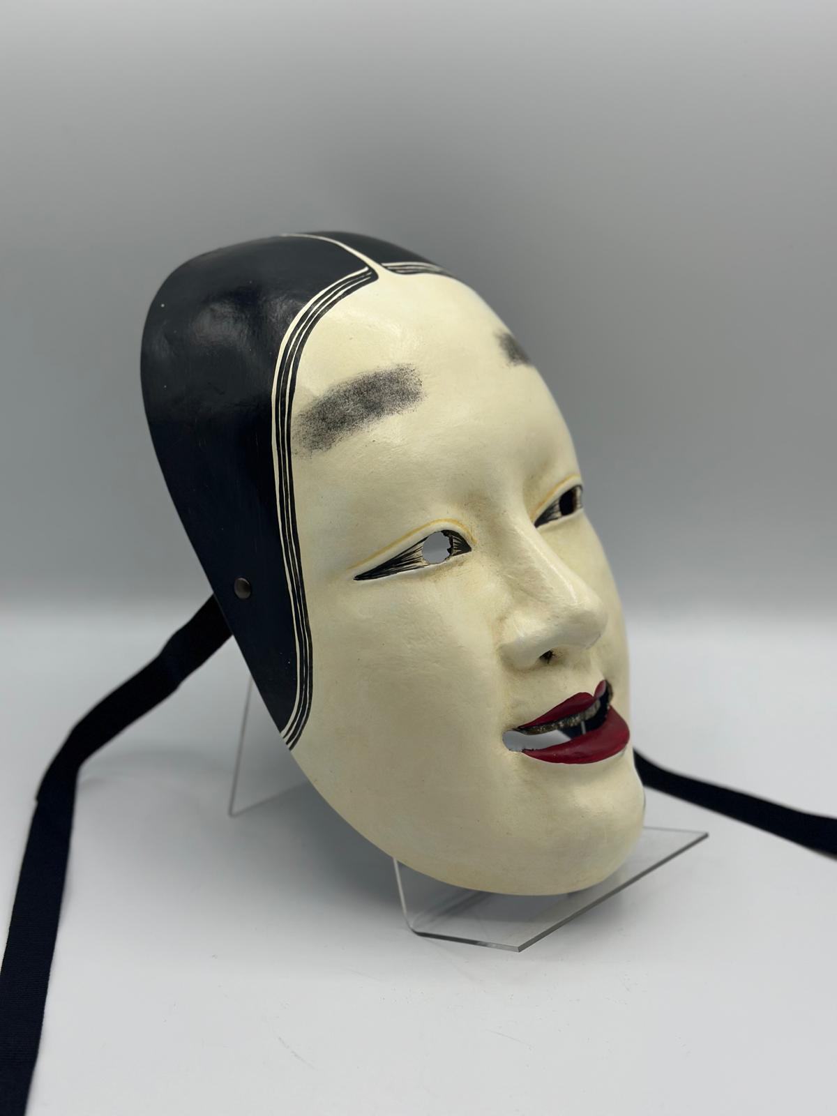 手作りの小面能面：日本の舞台用張り子面 - Etsy 日本