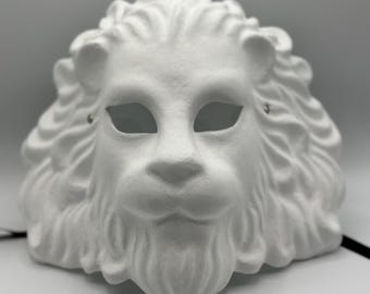 白い紙張り子のライオンマスク - 着用可能、ペイント可能、または装飾可能な動物マスク