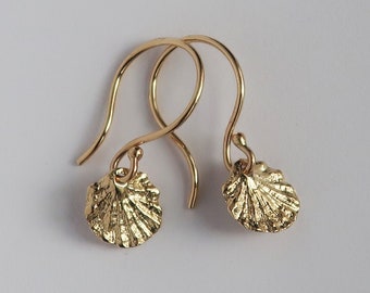 Tiny Fluted Solid Gold Dangly Shell Earrings