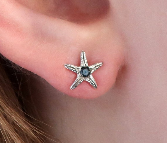 Ready to ShiSterling Silver & Black Diamond Tiny Starfish Earrings-1 Pair