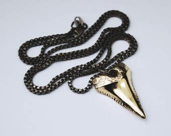 Sublime Gold & Sterling Silver Shark Tooth Necklace