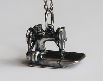 Ready to Ship-Solid Sterling Silver Vintage Sewing Machine Charm