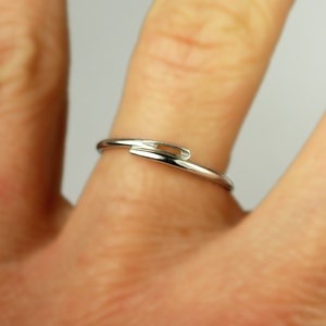 Bague aiguille fine en argent sterling massif image 3