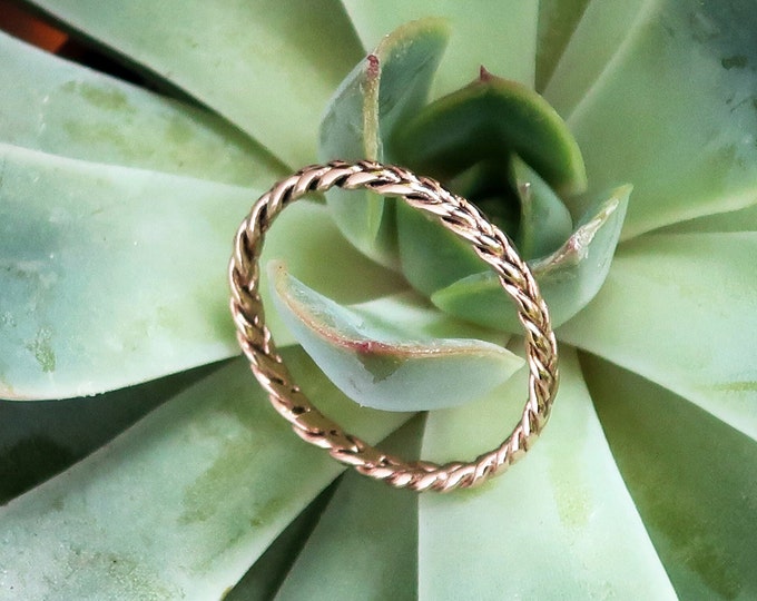 Featured listing image: Solid 10k Yellow Gold Thin Braid Ring
