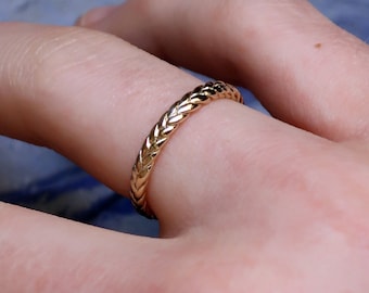 Ready to Ship-Solid 14k Yellow Gold Thin Braid Ring, US Size 7
