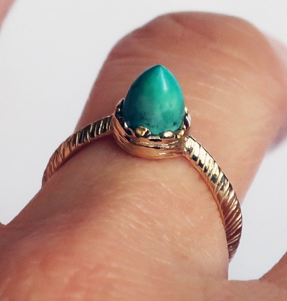 10K Yellow Gold and Tibetan Turquoise Power Point Ring, US Size 6.75-Ready to Ship