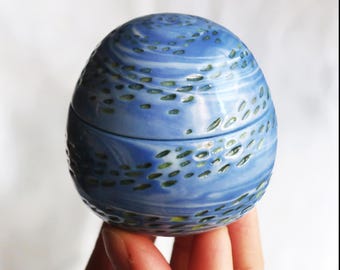 Small Ether Egg Box, hand-thrown, blue & white porcelain with carved decoration, underglaze and red urushi lacquer -One of a Kind