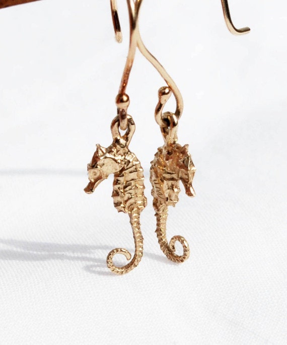 Solid Gold Tiny Dangling Seahorse Earrings