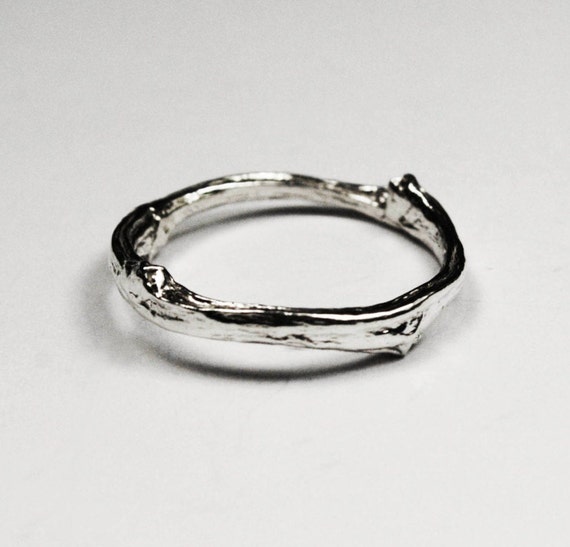 Tompkins Square Park Sterling Silver Twig Ring -closed circle