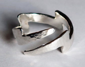 Silver Lightning Bolt Ring with tapered ends.