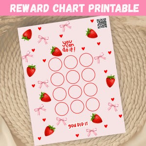 Op de afbeelding: Een roze, afdrukbare beloningskaart met aardbeien, strikken en harten. De kaart heeft 15 cirkels om de voortgang bij te houden, met de zinnen "You can do it!" en "You did it!" erop gedrukt.
