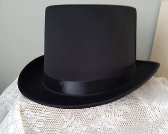 Zwarte Hoge Hoed - Zwarte Gotische Hoed Tophat zwart Hoed maat 57 of 59 - ook BULK GROOTHANDEL 10 HOEDEN met korting. Goth Victoriaanse Zwarte Hoge Hoed
