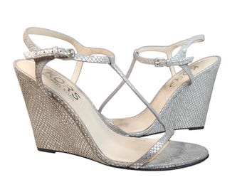 Michael Kors Kami Silver Metallic Snake T-Strap Wedge Sandal Glam Y2K Bridal 9.5