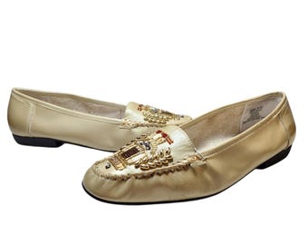 Vintage 80s Regency Gold Leather Beaded Crest Loafers Flats Moccasin Granny 10