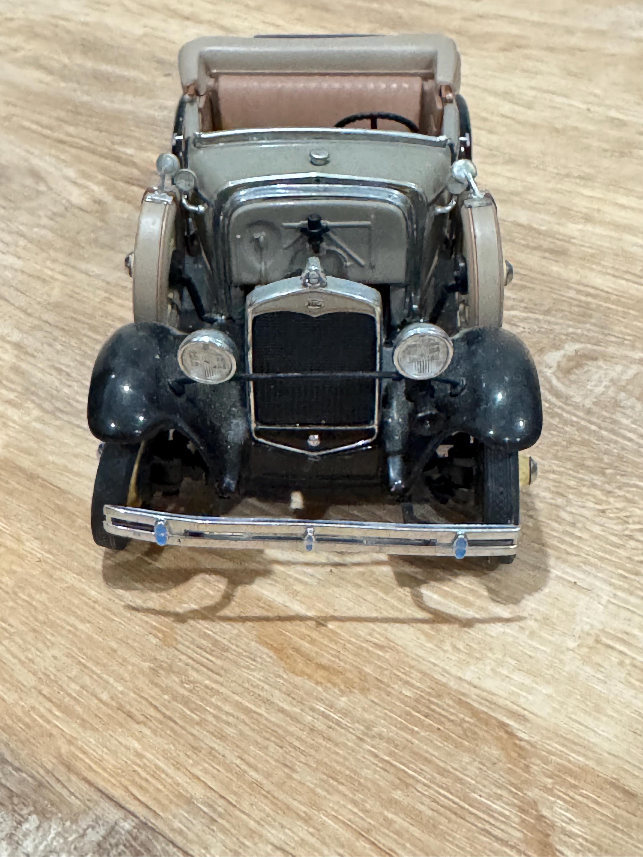 Danbury Mint 1931 Ford Model A Roadster Die-cast 1:24 for Parts