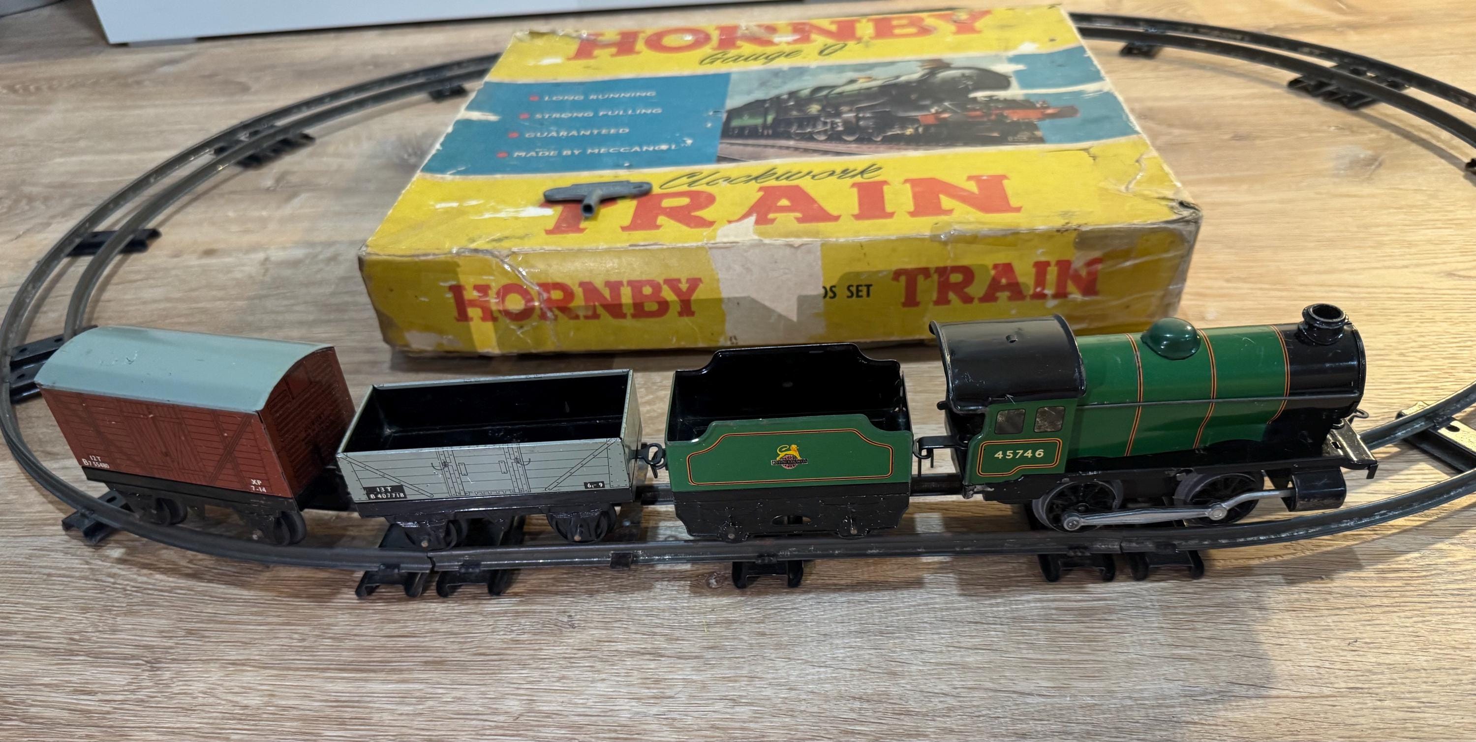 Rare 1950s Hornby O Gauge Clockwork Train Set With Original