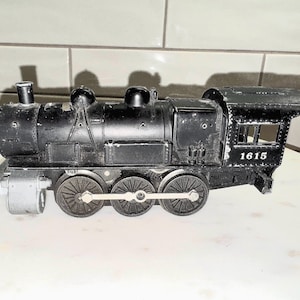 Vintage Lionel 1615 Vintage 0-4-0 Switcher Locomotive- Very Good Condition