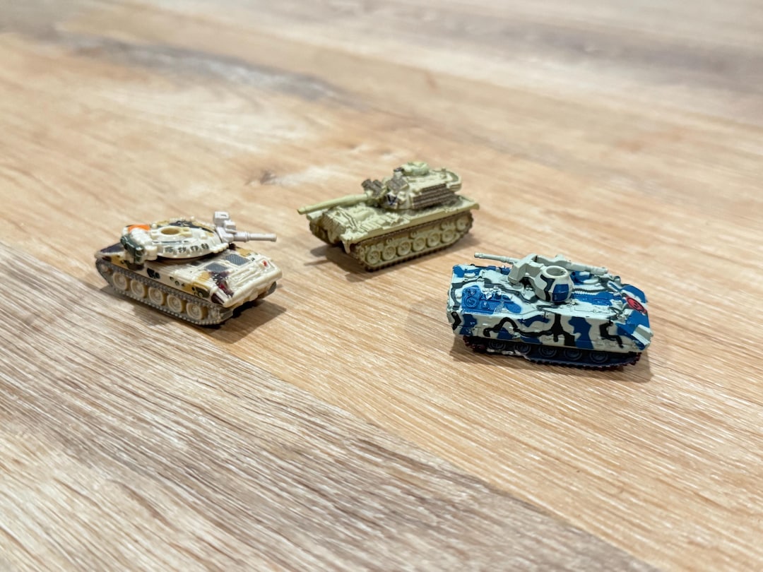 Micro Master Tanks Galoob Micro Machines Military Tanks Collection: Bradley IFV, M1 Abrams ...