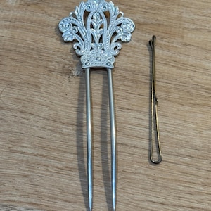 Vintage et superbe fermoir barrette à cheveux français - épingle à cheveux fleur florale avec épingles à cheveux antiques - couleur argent bel état