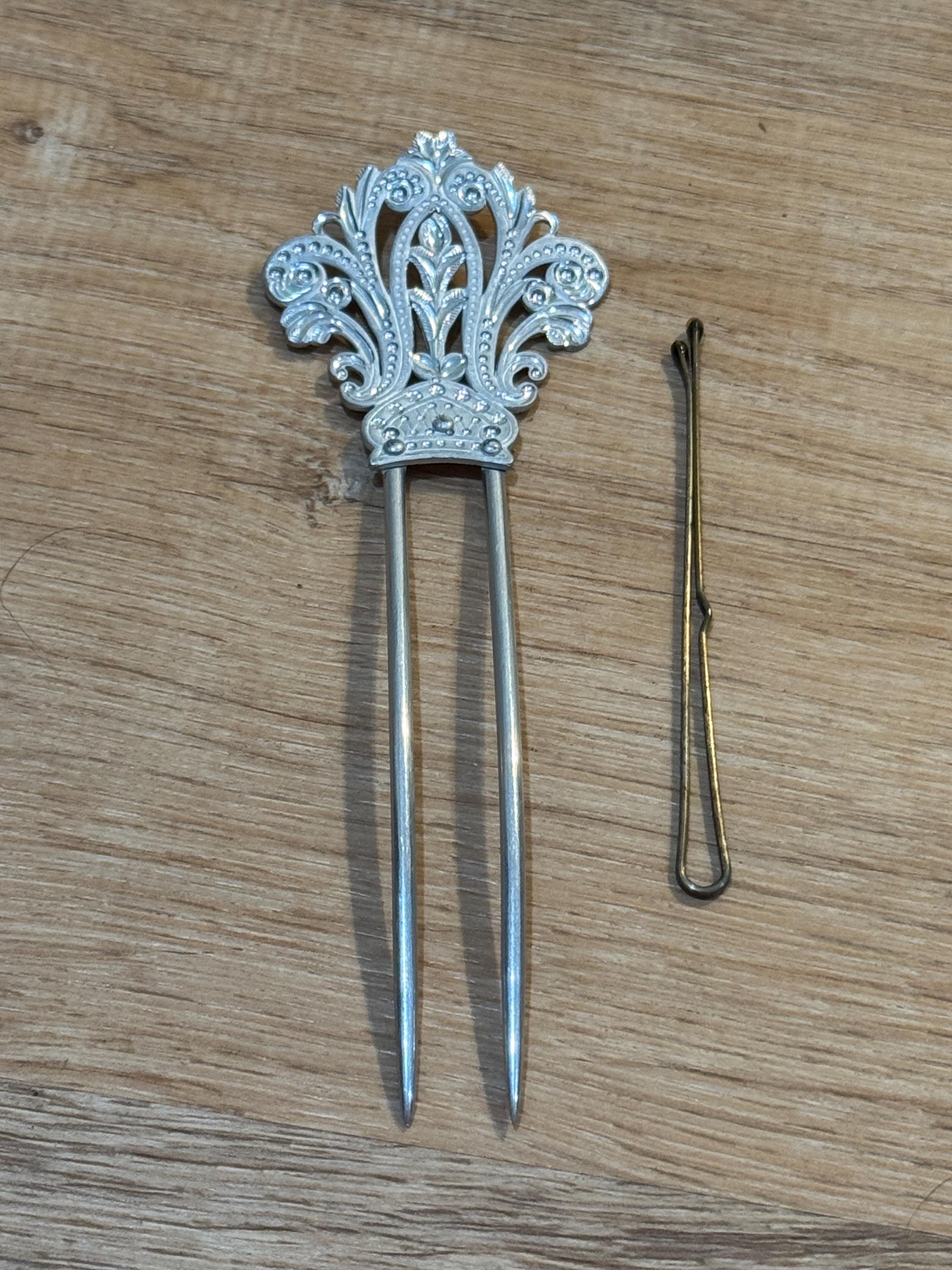 Vintage French Hair Pin – Silver Barrette With Floral Design 
